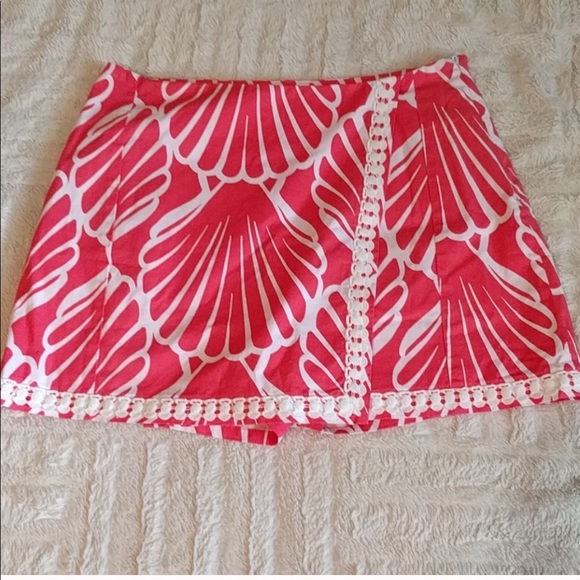 Crown & Ivy - coral / pink seashell print skort - Picture 2 of 4